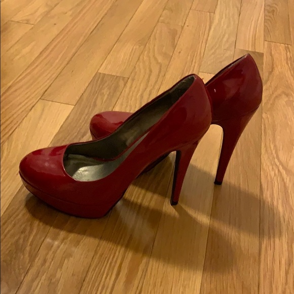 G by Guess - Picture 1 of 8